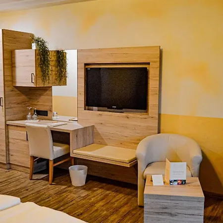 호텔 Ailwaldhof Parkhotel & 4*