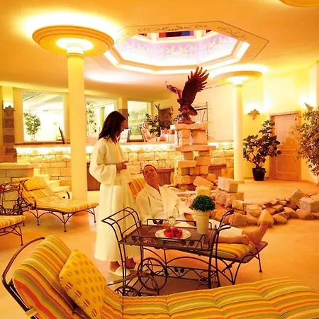 Ailwaldhof Parkhotel & فندق بيرسبرون