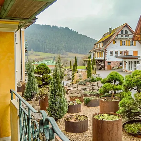 Ailwaldhof Parkhotel & 호텔